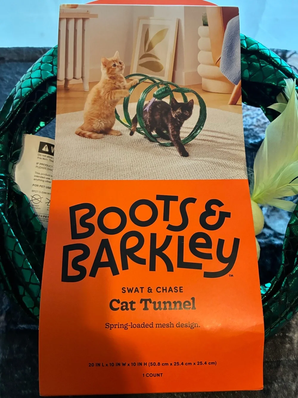 Boots & Barkley Green Shiny Cat Tunnel for Active Play